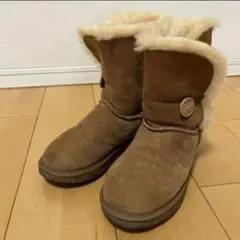 オーストラリア製 UGG ムートンブーツ Pacific Sheepskinのサムネイル