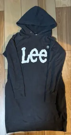 Lee フード付きトレーナー　濃グレー　Mサイズ
