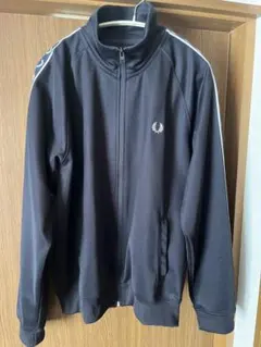 【FRED PERRY】ブラック ジップアップジャケット