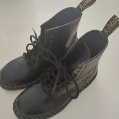 Dr.Martens JADON 8ホール