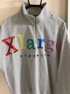 Xlarge カラフルロゴ ハーフジップスウェット グレー