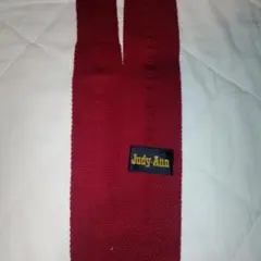 Item thumbnail for item 3015b106-a634-48c1-879c-e47f5b6ca64d