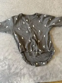 グレーの月模様ロンパース 70cm 長袖