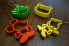 4点セット　ディズニー   ストラップ　ミッキー・ドナルド・プーさん・エイリアン