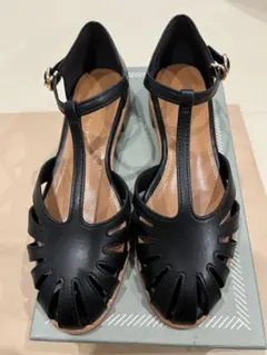【新品】Chiaki Katagiri ブラック　サンダルのサムネイル