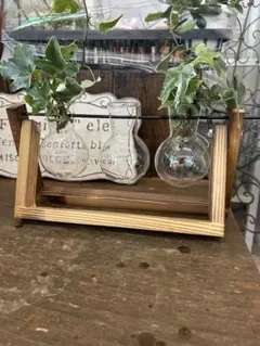 一輪挿し　オシャレ　花瓶　ビーカー