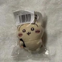 ちいかわ　うさぎだらけくじ　E賞 ぬいぐるみバッジ　ほかッ•••