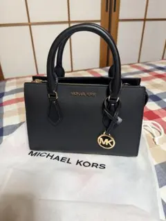 MICHAEL KORS ブラック ハンドバッグ