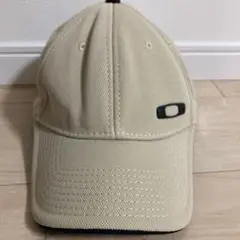 Oakley ベージュキャップ フリーサイズ