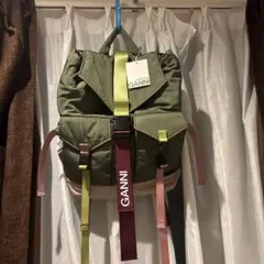 Chloé 花柄バックパックリュックSHELTERSUIT FOUNDATION - メルカリ