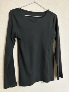 ダークグリーン 長袖　Tシャツ　未使用