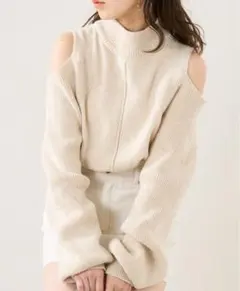 【CHICO】肩スリットハイネックルーズニット