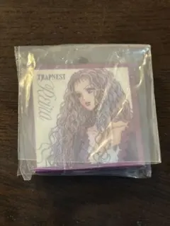 TRAPNEST レイラ CD風アクリルチャーム