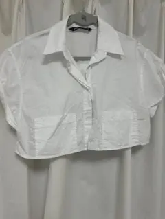 ZARA ホワイト クロップドシャツ M