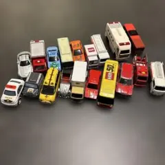トミカ 14台 まとめ売りセット - メルカリ