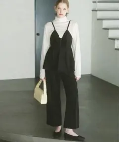 ペプラムリボンロンパース