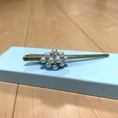 美品　パールヘアクリップ。0