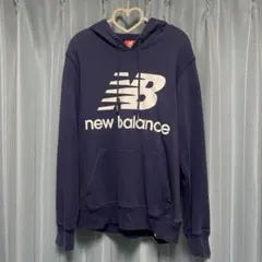 new balance パーカー ネイビー Sのサムネイル