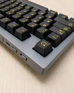 Keychron Q5 Pro 96%/無線/メカニカル/静音軸カスタム済のサムネイル
