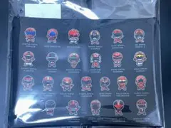 新品未開封 スーパー戦隊シリーズ 歴代レッド　デフォルメ　フラットポーチ（大）