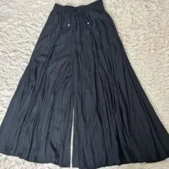 美品　グローバルワーク　さらさらリラックスワイドフレアパンツ