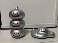 ドラゴンクエスト メタルブラザーズ（小物入れ）と逃げるはぐれメタル