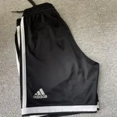 adidas ブラック ハーフパンツ 3本ラインショートパンツ