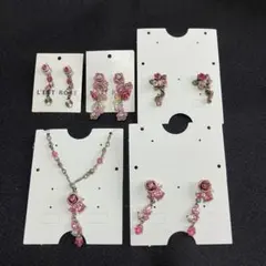 L'EST ROSE ピアスとネックレスセット