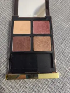 TOM FORD アイカラークォード 26 ヴィジョネア 限定色 - メルカリ