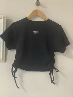 Reebok リーボック　半袖　トップス