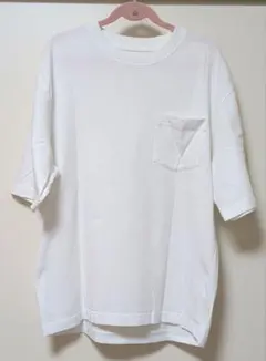 ジーユー　ホワイト ポケット付き 半袖Tシャツ