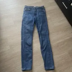 美品♡ZARA スキニーパンツ　デニム　ブルー