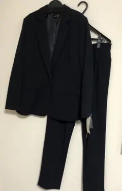レディース　パンツ　スーツ　紺　ネイビー　フォーマル　ベルメゾン　美品