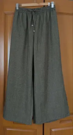 ワイドパンツ　カーキ　 Mサイズ