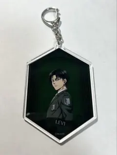 進撃の巨人　リヴァイ　アクリルキーホルダー