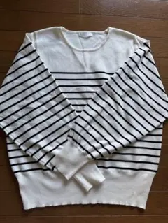 美品 ストライプボートネックニット