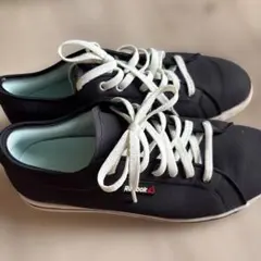 Reebok スニーカー ブラック ホワイトのサムネイル