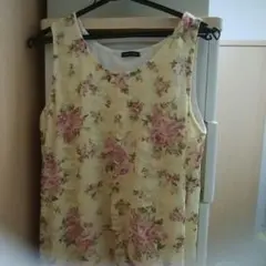 婦人服タンクトップ