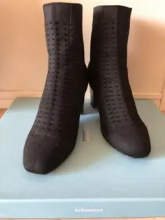 オゥバニスター ブラックショートブーツ