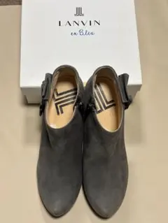 LANVIN en Bleu ランバン グレー リボン ブーティ ショートブーツのサムネイル
