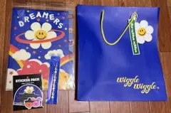 wiggle wiggle ステッカー•ボールペン•クリアファイル・バッグセットのサムネイル