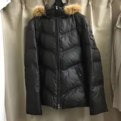 INDIVIブラウンダウンコート　フォックスファー