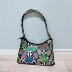 y2k✨GUESS one shoulder bag Python emboss - メルカリ
