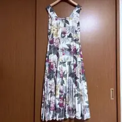 美品TEVALT ボタニカル花柄 インド製 ノースリーブ ロングワンピース 