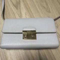 FURLA ライトグレー ショルダーバッグ　お財布バック