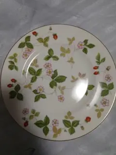 ウェッジウッド　ワイルドストロベリーディナー皿2枚組27センチ