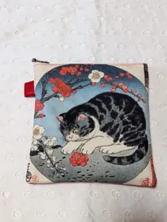 猫ちゃんと梅の和風フラットポーチ　D