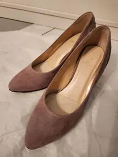 Ritz　スエード ビジュー付きパンプス