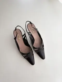 Prada Black Leather Mules 38のサムネイル