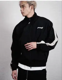 pvot ナイロンジャケット